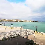 Afr0dite'home Historic Center Seafront 度假居 *
