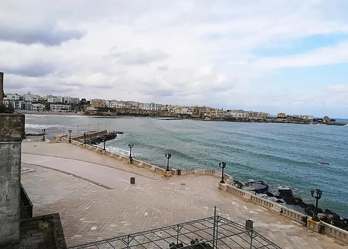 בית נופש Afr Odite'Home Historic Center Otranto Seafront, Ac Wifi אוטרנטו